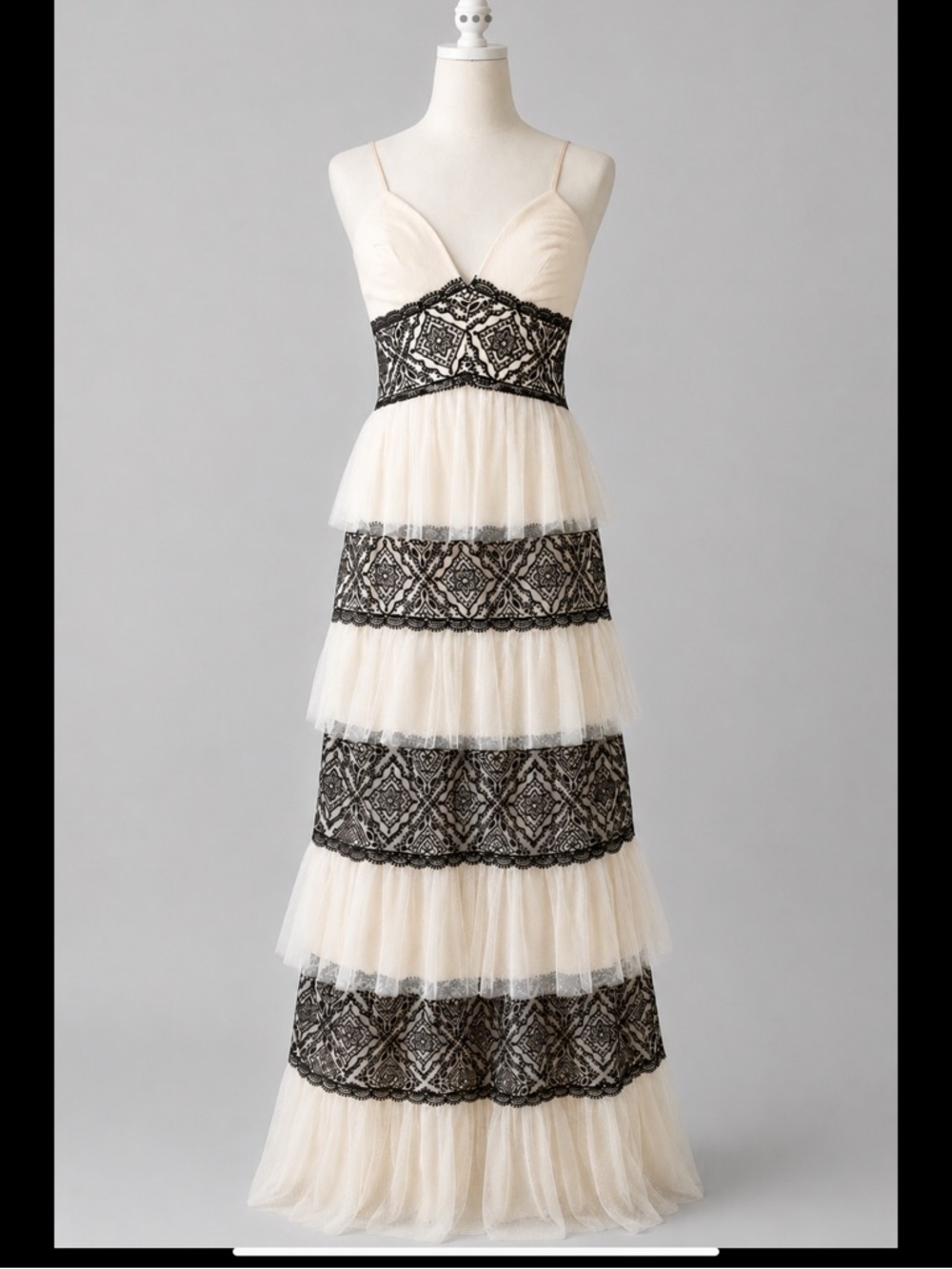 BCBGMAXAZRIA Ivory & Black Lace Tiered Tulle Maxi Dress Romantic Wedding Guest 2